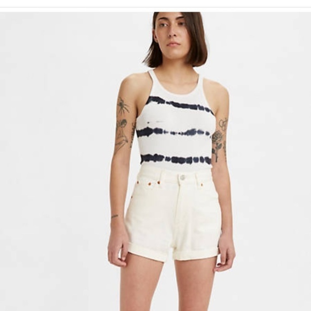 LEVIS SHORTS